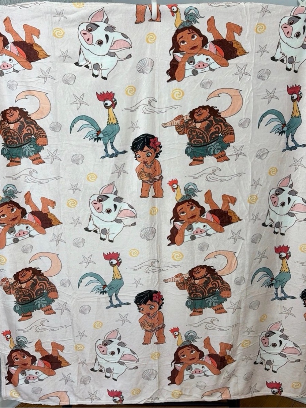 Disney Moana Cream Kids Throw Blanket with Character Print